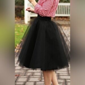 SOPRANO Tulle Skirt polka 
·
$42.00 USD*

·

Soprano Tulle Skirt.